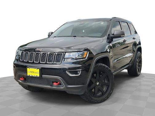 Diamond Black 2017 Jeep Grand Cherokee Trailhawk