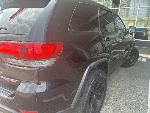 Diamond Black 2017 Jeep Grand Cherokee Trailhawk