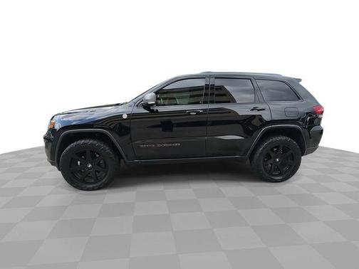 Diamond Black 2017 Jeep Grand Cherokee Trailhawk