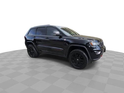 Diamond Black 2017 Jeep Grand Cherokee Trailhawk