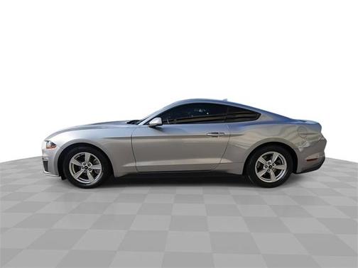 2022 Ford Mustang EcoBoost