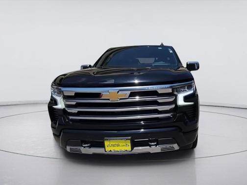 Black 2024 Chevrolet Silverado 1500 High Country