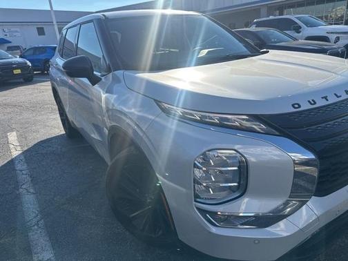 2023 Mitsubishi Outlander SEL Black Edition