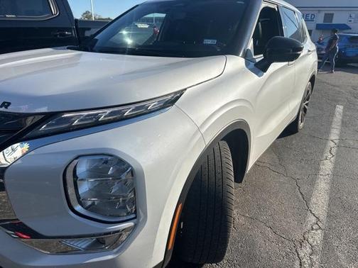 2023 Mitsubishi Outlander SEL Black Edition