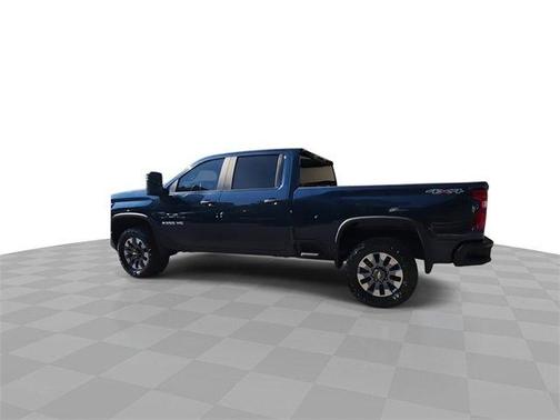 2022 Chevrolet Silverado 2500 Custom