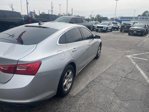 2017 Chevrolet Malibu 1LS