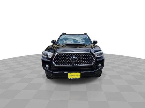 Midnight Black Metallic 2019 Toyota Tacoma TRD Sport