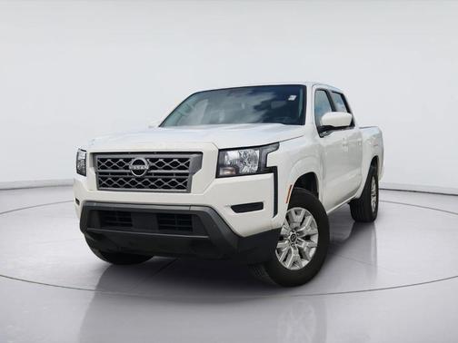 Glacier White 2023 Nissan Frontier SV