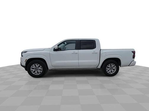 Glacier White 2023 Nissan Frontier SV