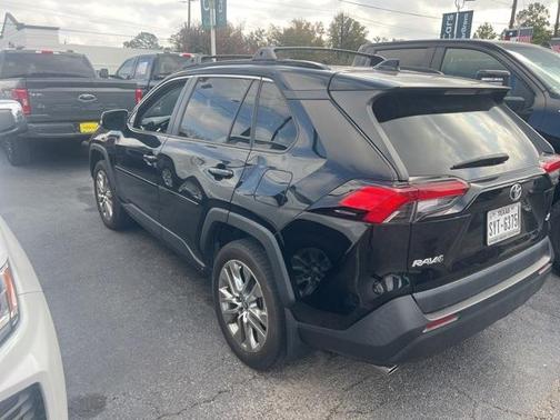 2023 Toyota RAV4 XLE Premium