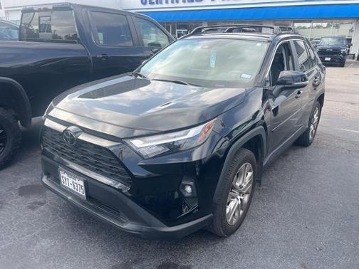 2023 Toyota RAV4 XLE Premium