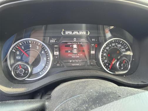 Billet Silver Metallic Clearcoat 2022 RAM 1500 Lone Star