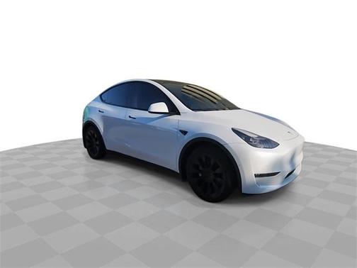 2022 Tesla Model Y Long Range