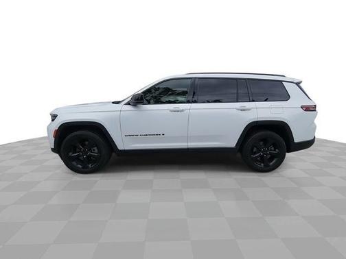 Bright White Clearcoat 2022 Jeep Grand Cherokee L Limited