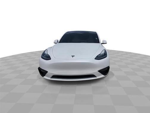 Pearl White Multi 2022 Tesla Model Y Long Range