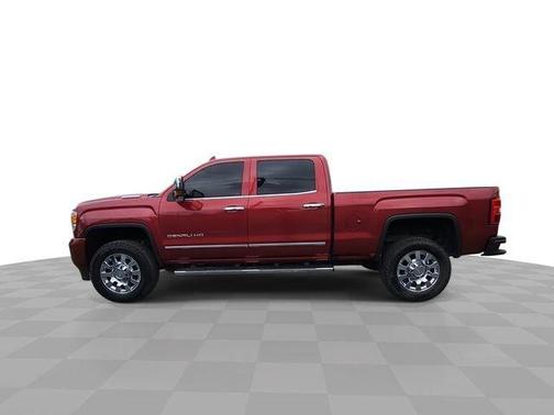 Red Quartz Tintcoat 2019 GMC Sierra 2500 Denali