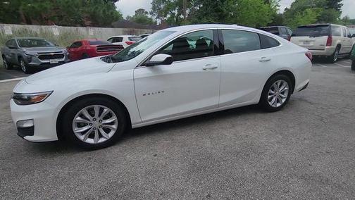 Summit White 2022 Chevrolet Malibu LT