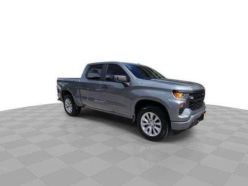Sterling Gray Metallic 2025 Chevrolet Silverado 1500 Custom