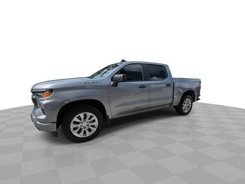 Sterling Gray Metallic 2025 Chevrolet Silverado 1500 Custom