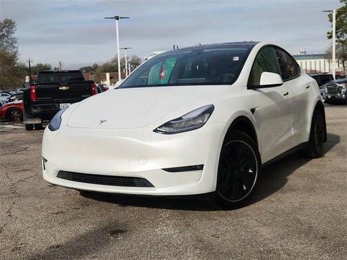2023 Tesla Model Y Long Range