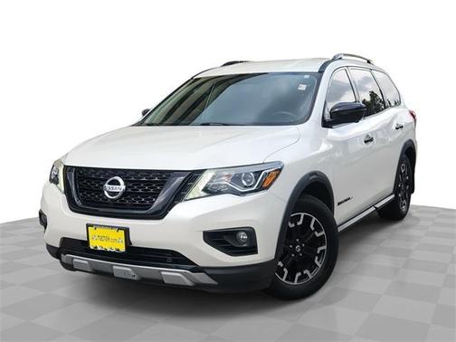 2019 Nissan Pathfinder SL