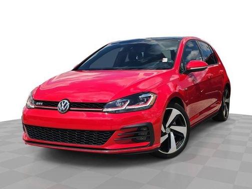 2018 Volkswagen Golf GTI 2.0T SE 4-Door