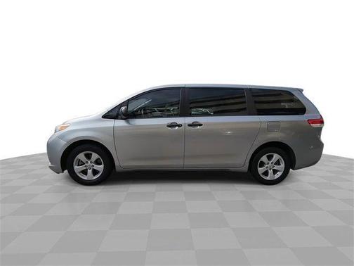 2012 Toyota Sienna LE