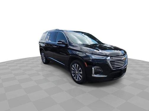 Mosaic Black Metallic 2023 Chevrolet Traverse Premier