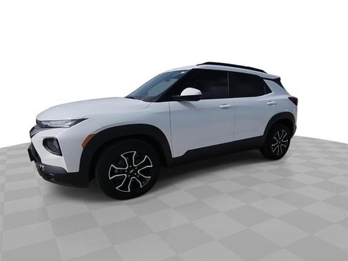 Summit White 2023 Chevrolet Trailblazer ACTIV