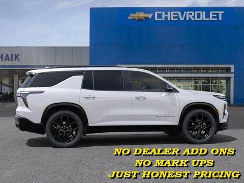 2025 Chevrolet Traverse RS