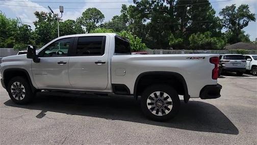 2023 Chevrolet Silverado 2500 Custom