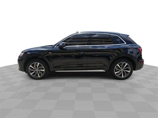 2023 Audi Q5 45 S line quattro Premium
