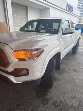 2022 Toyota Tacoma SR5