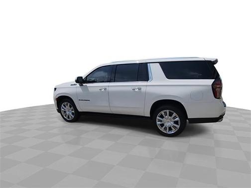 2022 Chevrolet Suburban High Country
