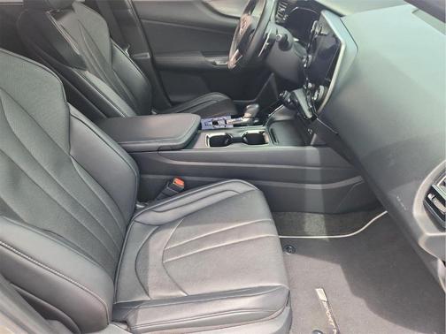 Atomic Silver 2022 Lexus NX 350 F SPORT Handling