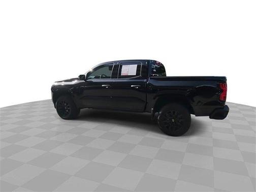 2025 Chevrolet Colorado WT