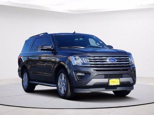 Photo 4 of 33 of 2019 Ford Expedition XLT