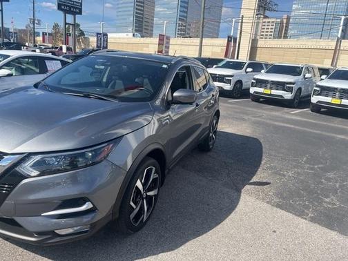 2021 Nissan Rogue Sport SL