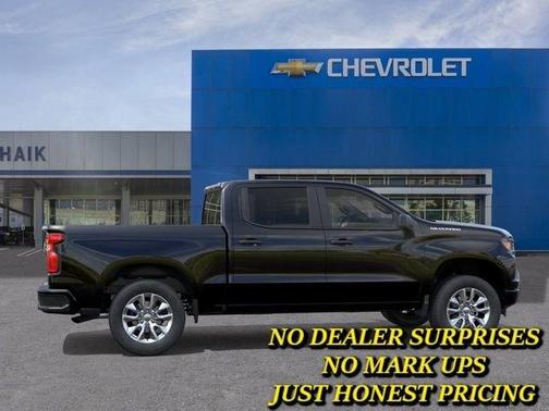 Black 2026 Chevrolet Silverado 1500 Custom