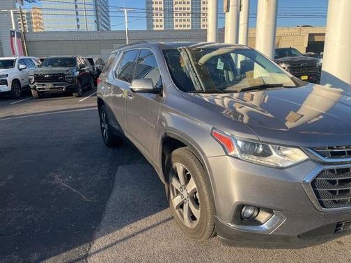 2020 Chevrolet Traverse LT Leather