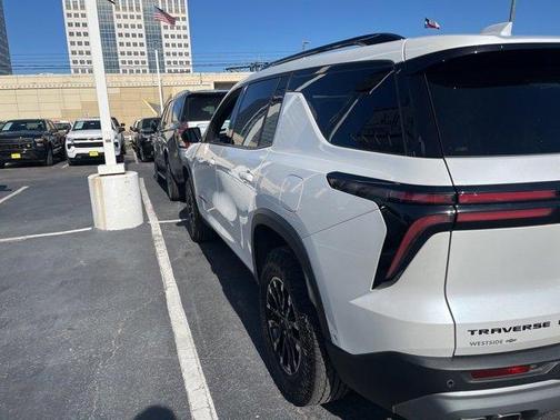 2025 Chevrolet Traverse Z71