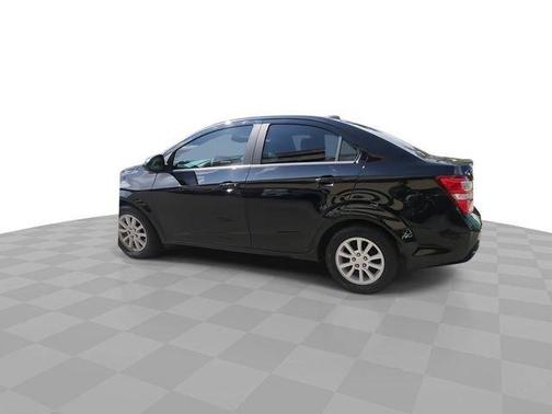 Mosaic Black Metallic 2019 Chevrolet Sonic LT