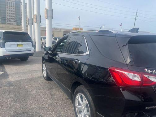 Black Metallic 2021 Chevrolet Equinox Premier