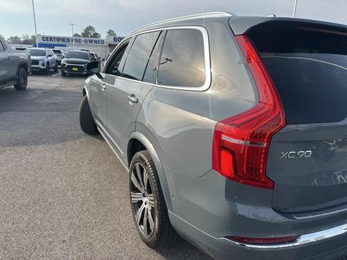2023 Volvo XC90 Recharge Plug-In Hybrid T8 Plus 6 Passenger