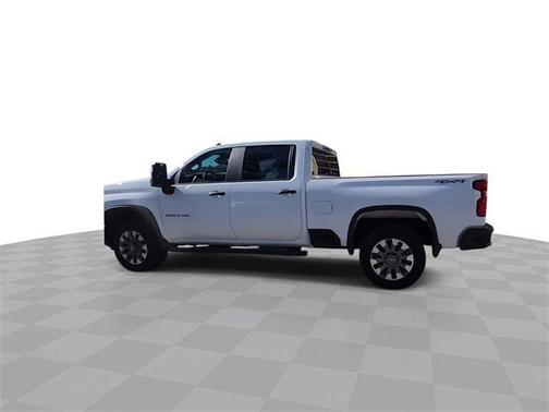 2025 Chevrolet Silverado 2500 Custom