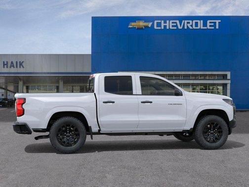 Summit White 2026 Chevrolet Colorado WT