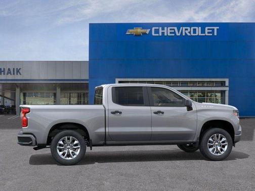 Sterling Gray Metallic 2026 Chevrolet Silverado 1500 Custom