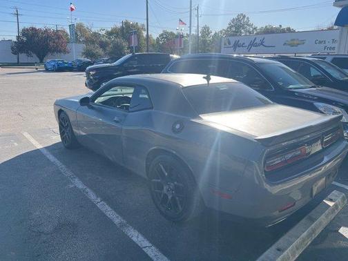 2017 Dodge Challenger R/T