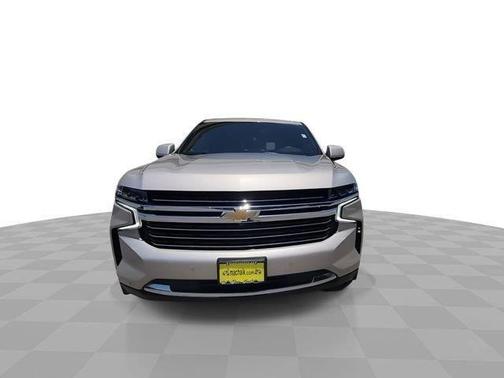 Empire Beige Metallic 2023 Chevrolet Suburban LT