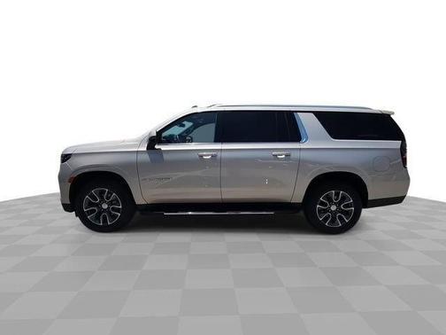 Empire Beige Metallic 2023 Chevrolet Suburban LT